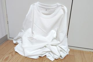 「ドンキの驚き新商品」自立するほど頑丈なTシャツ!? 堅い・乾きにくい・重い…デメリットしかなさそうなTシャツの存在意義とは？ドン・キホーテマニアが正直レポート