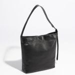 アントラック「CITY PLUS / THE BUCKET TOTE」￥27,500～49,500／3サイズ展開（S、M、L）