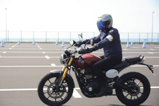 「2024年ヒットしたバイクは？」話題作が続々！今年の人気傾向は“ネオクラシックが強し” 乗り物ライターが注目の2台を試乗してみた【2024MonoMaxヒットモノ大賞】