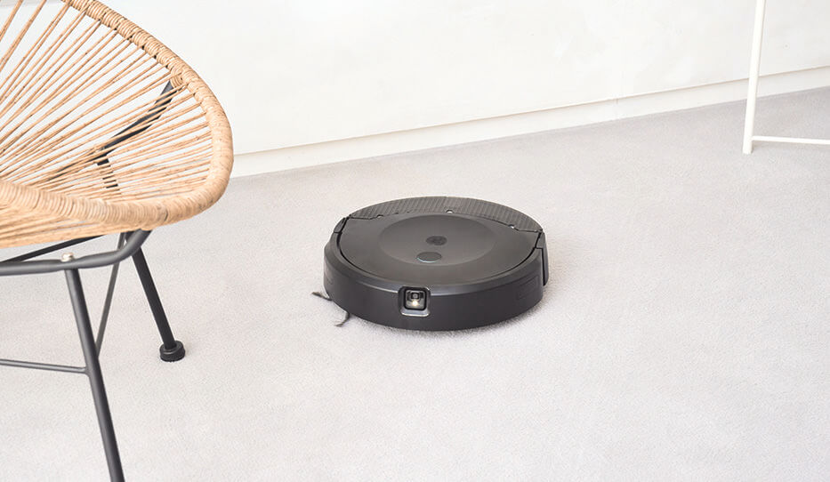 アイロボット
Roomba Combo 10 Max ロボット ＋ AutoWash充電ステーション　「カーペットは吸引！」