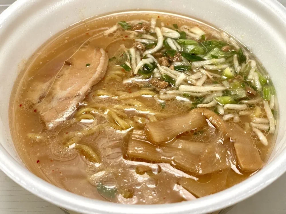 【2024年年間ベスト第1位】「すみれオールスターズ ムラナカの一杯 味噌ラーメン」（ヤマダイ）