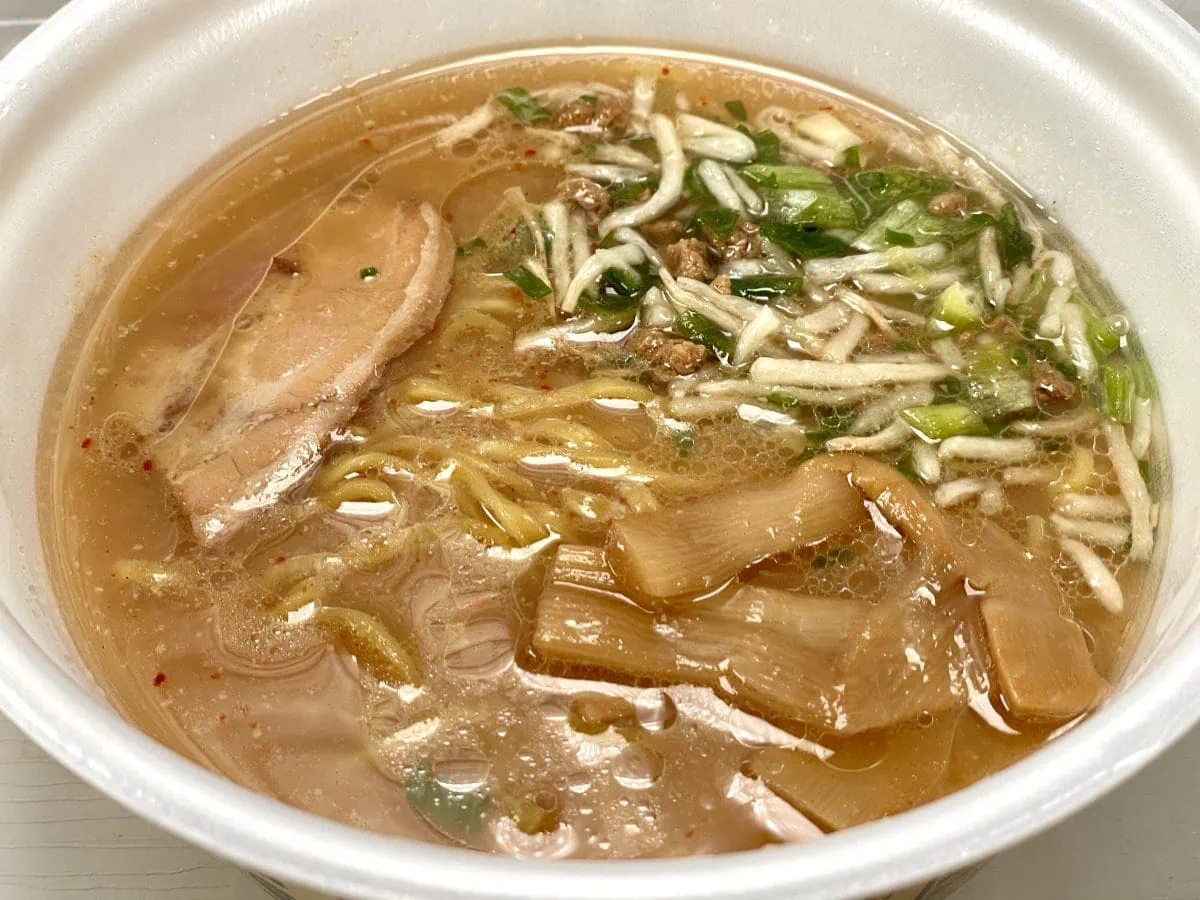 【2024年年間ベスト第1位】「すみれオールスターズ ムラナカの一杯 味噌ラーメン」（ヤマダイ）