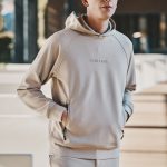 ブリーフィング ゴルフ「MEN'S MINI 3D LOGO HOODIE」￥40,700／3色展開（ブラック、ベージュ、オリーブ）