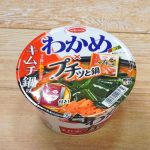 エースコック「わかめラーメン×プチッと鍋 キムチ鍋味」