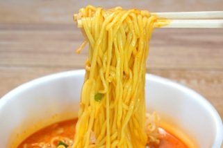 「うま辛いがクセになる…」わかめラーメン×プチッと鍋ほか“冬にこそ食べたい”辛い系カップ麺ベスト3をグルメライターが実食レポート【2025年1月調査】