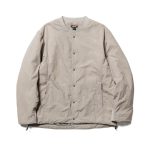 ナンガ「NO COLLAR SOFT DOWN CARDIGAN」￥28,600／ベージュ