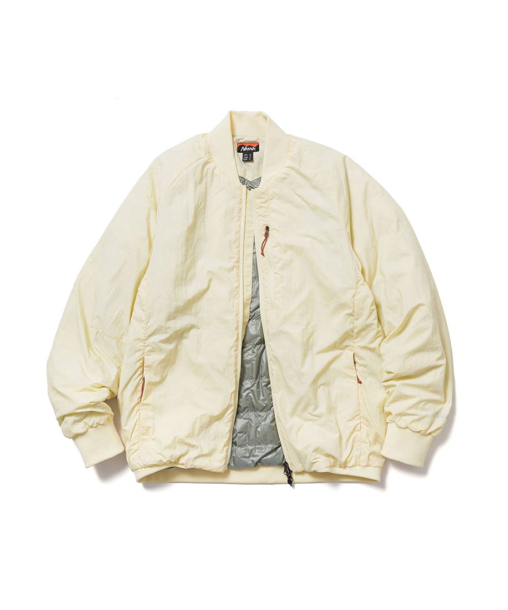 ナンガ「SOFT DOWN VARSITY BLOUSON」￥31,900／イエロー