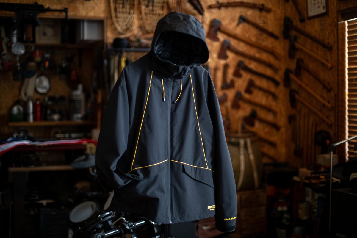 グリップスワニー × アトモス「Ninja Tech Jacket」￥26,400