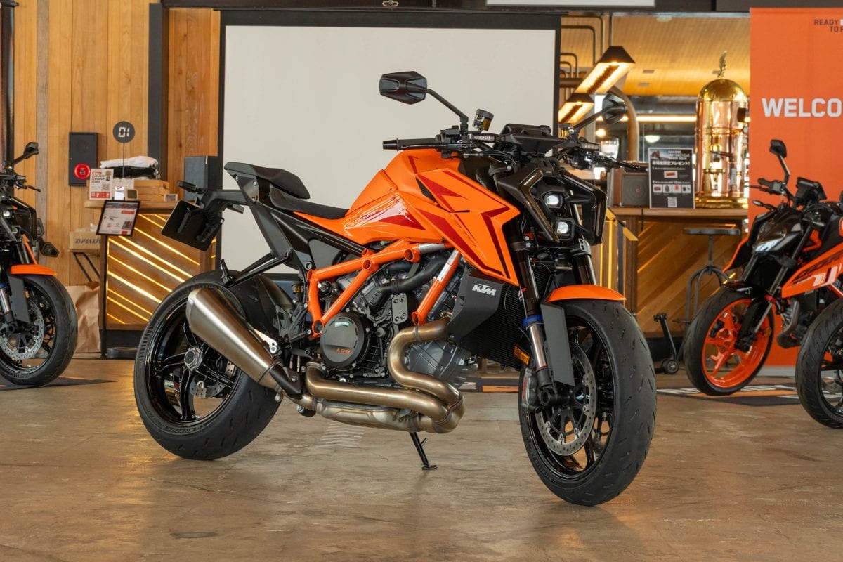 ハンパない存在感と圧倒的走り！」唯一無二の大型ネイキッド“KTM