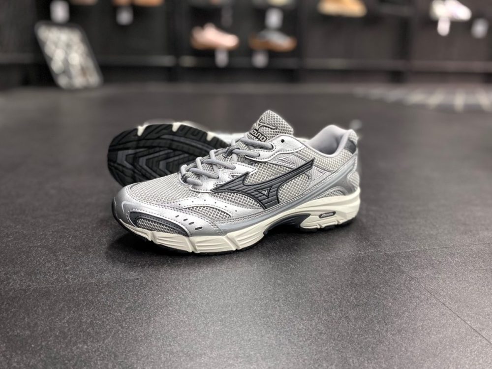 MIZUNO MXR OG