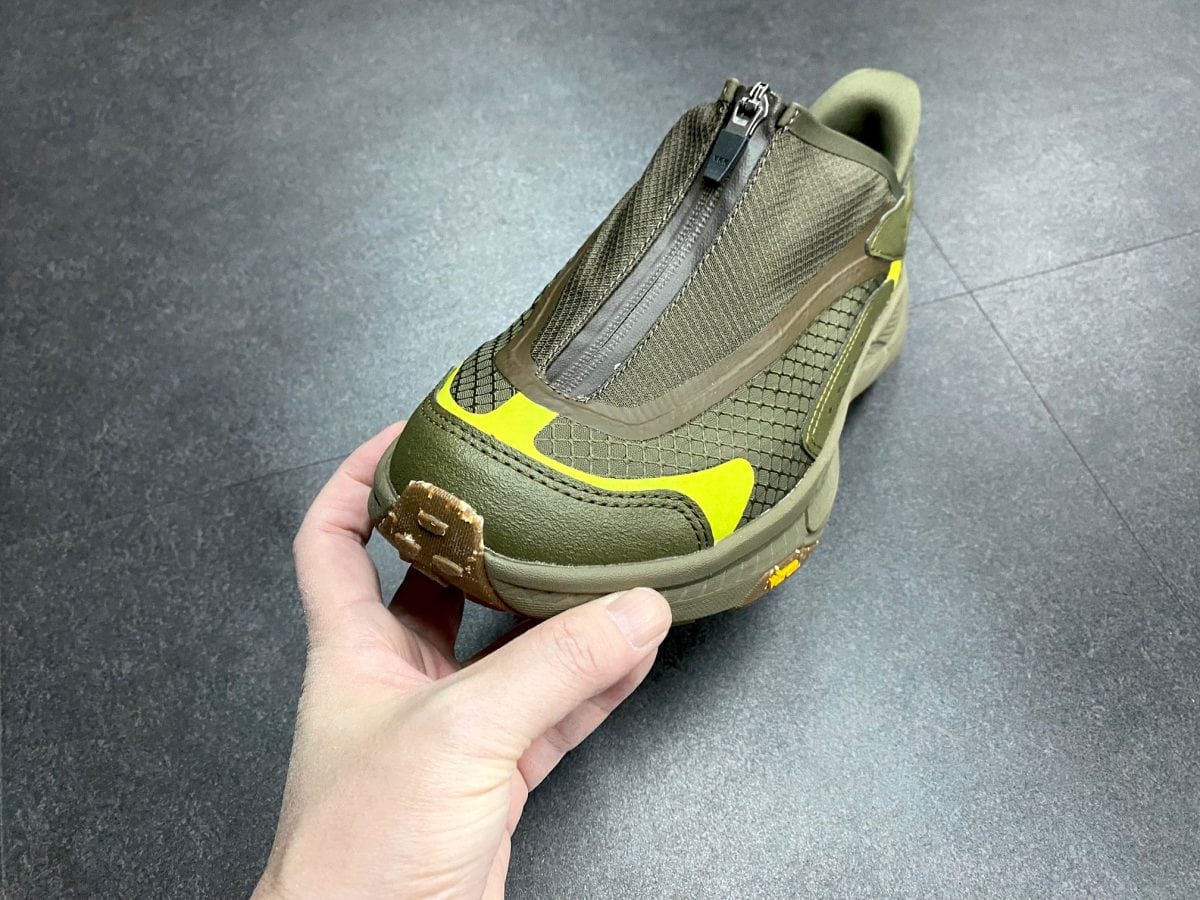 スニーカーの未来を変える一足!?」アウトドアレベルの機能性を手 スニーカーの未来を変える一足!?」アウトドアレベルの機能性を手