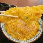 第1位　「食べ逃し厳禁の新春商品」丸亀製麺“2025年の年明けうどん”は丼ぶりからはみ出す大海老と本ずわい蟹が奏でる究極級…グルメライターが最速レポート