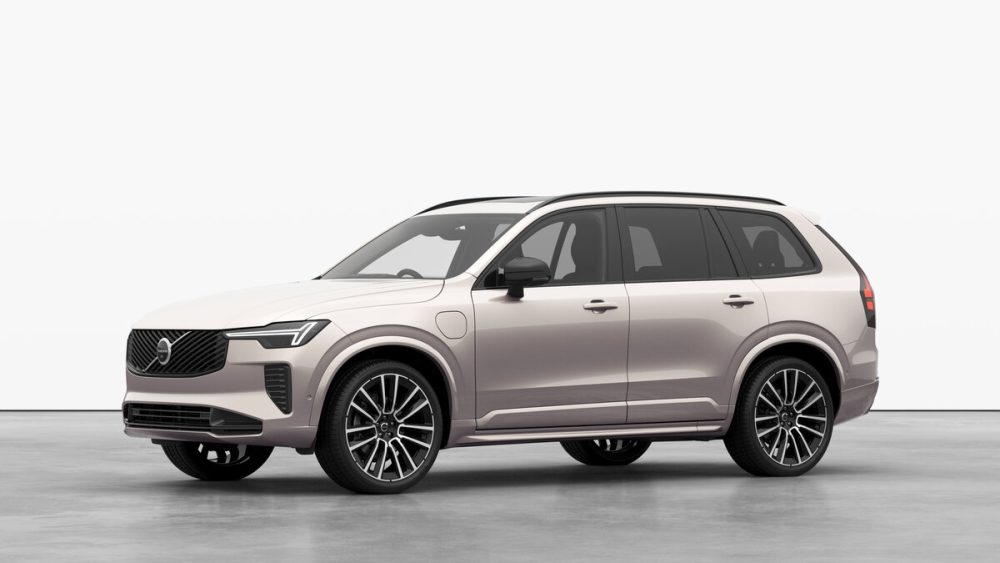 ボルボのフラッグシップ７シーターSUV「XC90」が大幅改良