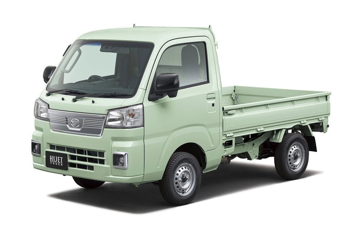 暮らしの相棒として心強いクルマ」全車にスマートアシストを装備 