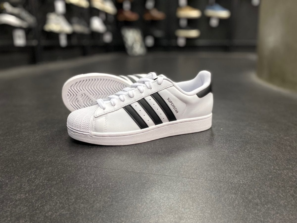 90年代名作の復刻版」再びストリートを支配する“アディダスのスーパー