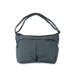 HELMET SHOULDER BAG Mのグリーンカラー