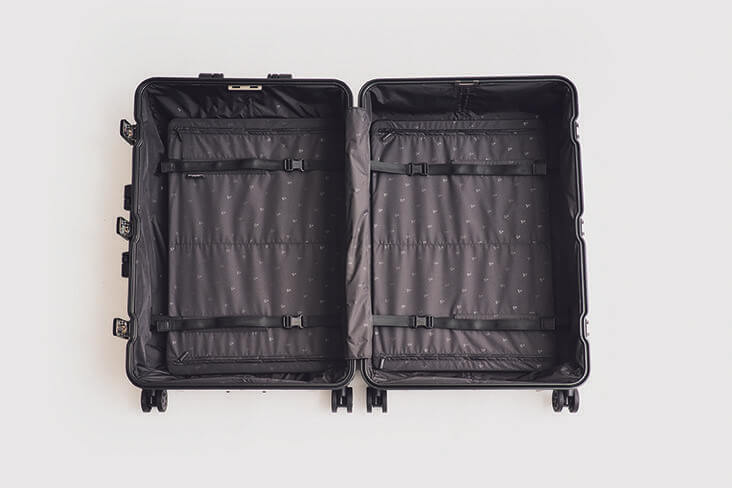 ゼロハリバートン　Classic Aluminum 3.0 Check-In Travel Case 88L