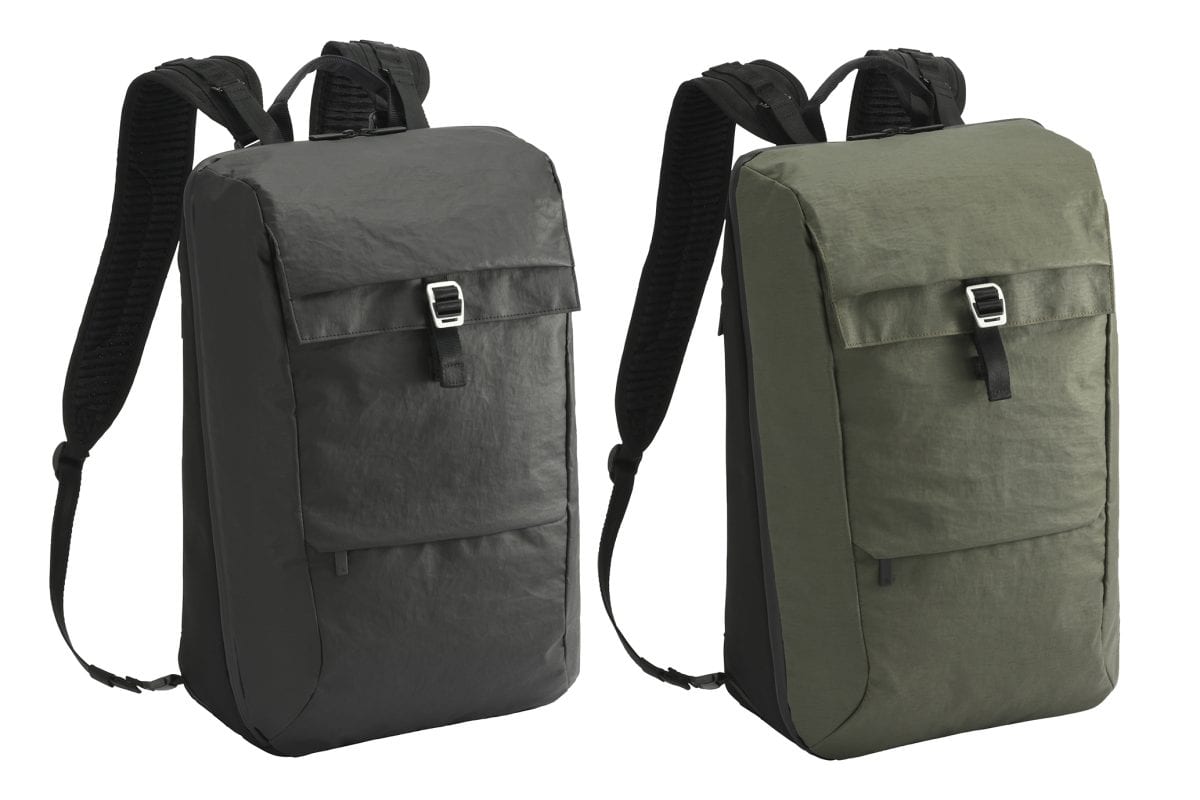 エース「ハイプロパック エアV」￥38,500／W29×H46×D17㎝／5月下旬発売
