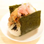 第2位　「イオンの弁当を丸ごと握ってみたら…」罪悪感ゼロ!? 誰でも簡単に作れる“栄養バランス満点の完璧”な具沢山おにぎりができた
