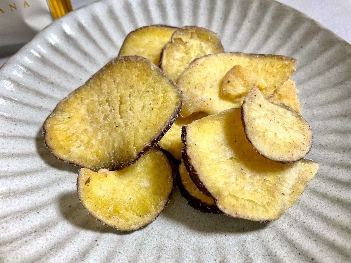 炙りおさつチップス 熟成芋の発酵バター味