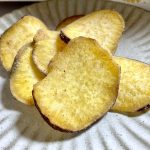 炙りおさつチップス 熟成芋のクリームブリュレ風味