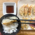 粗挽きコショウのスパイシーさはビールにも合うけど、やっぱりご飯も捨てがたい味です