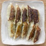 水気がなくなったら「にんにくマシマシ餃子」できあがり！