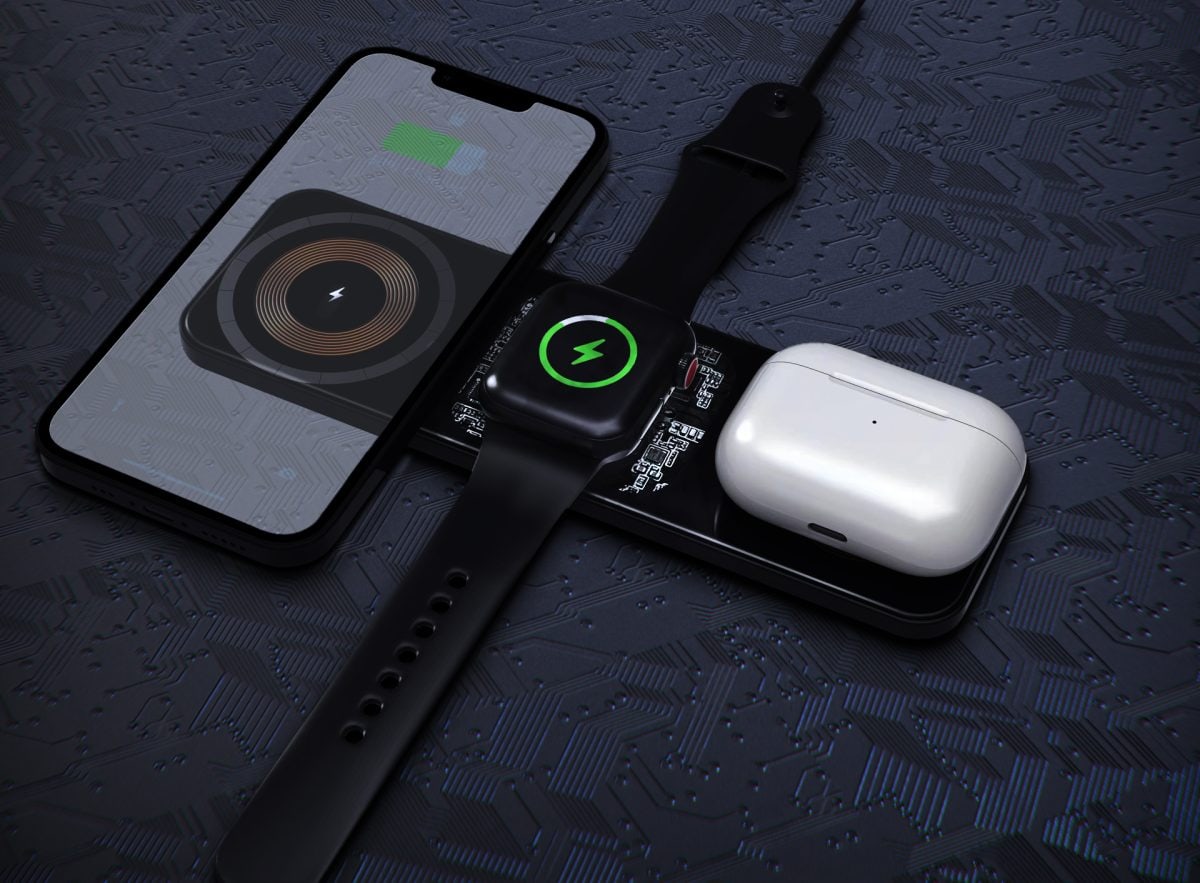 スマートフォンまたはAir Podsケースの計2台と、Apple Watch1台を同時に充電できる