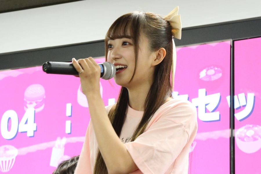 8人組アイドルグループ・ラフ×ラフの日比野芽奈さん