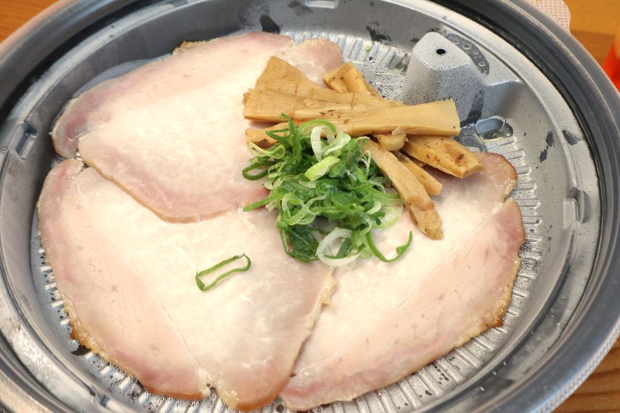 トッピングたちは別皿