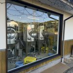 JR山陰本線の無人駅、波子駅をビール工房へと活用した、日本初のクラフトビール製造所「石見麦酒」。
