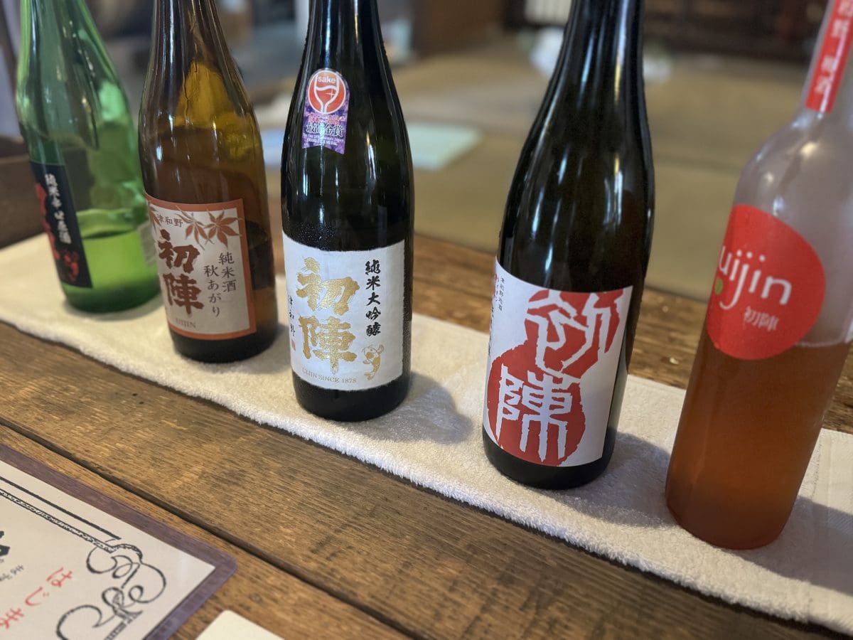 店頭には奥さまがデザインを手がけたグッズも置かれているのもユニーク。