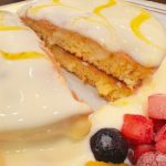 レアチーズクリームが流れ落ちる！