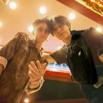 「スマホ時代の休日バッグ」ジャンスポーツがポケット感覚で持てるスリングバッグ＆ウエストバッグをローンチ