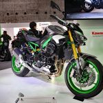 存在感際立つアグレッシブるなルックスと刺激的な走りが魅力となるストリートファイター「Z900 SE」