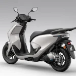 第3位　「二輪の世界を広げる…待望の電動バイク」ホンダから原付二種タイプのパーソナル電動バイク“CUV e:”が登場！