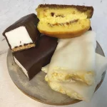 第1位　「即買い必至！このコンビニスイーツがレベチだった」4月中旬に食べてよかった“ローソン限定”ベスト3【1位は秒でとろけるご褒美クレープ】
