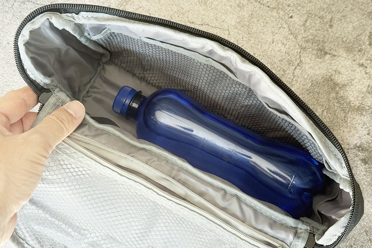 500mlペットボトルも余裕で入る