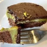 成城石井自家製 ドバイチョコ風ケーキ