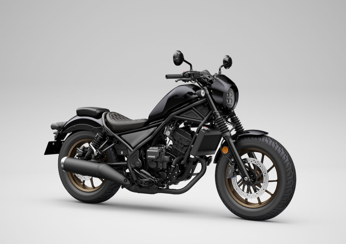 Reble250 S Edition E-Clutchのパールシャイニングブラックカラー