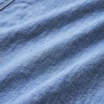 コットン100％のシャンブレー素材を採用