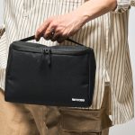 ハンドル付きなので持ち運びしやすい