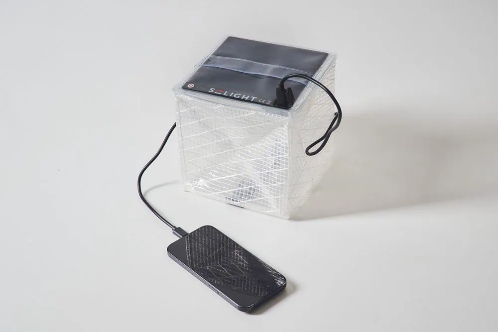 第1位　「1つあれば安心」日常にも災害時にも便利、スマホ充電できるソーラーパネル搭載のランタン“メガパフ”はフェーズフリーグッズの優等生だ！／No.1モノ雑誌編集長のお墨付き『コレ買いです』Vol.106