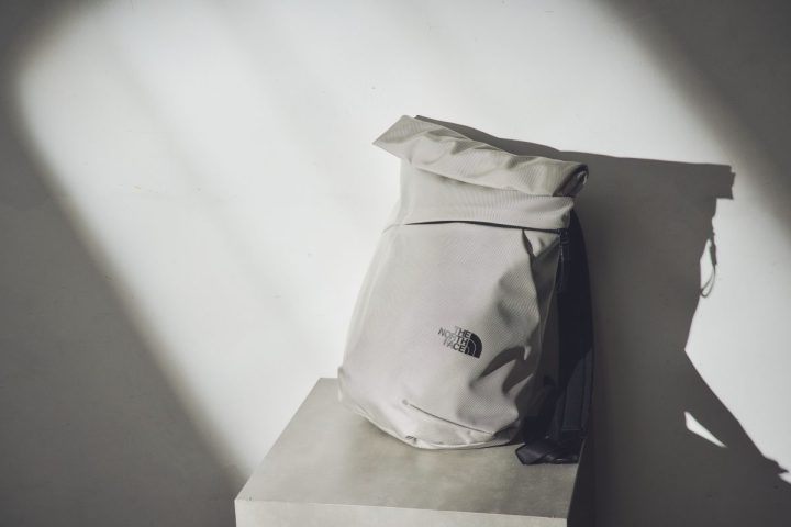 「ザ・ノース・フェイスのコレ買い」休日バッグにちょうどいい！“軽くて丈夫で使いやすい”優秀リュックサックの実力【MonoMax編集長奥家が徹底解説】