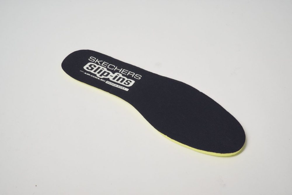 通気性に優れたSkechers Air-Cooled Goga Mat™というインソール
