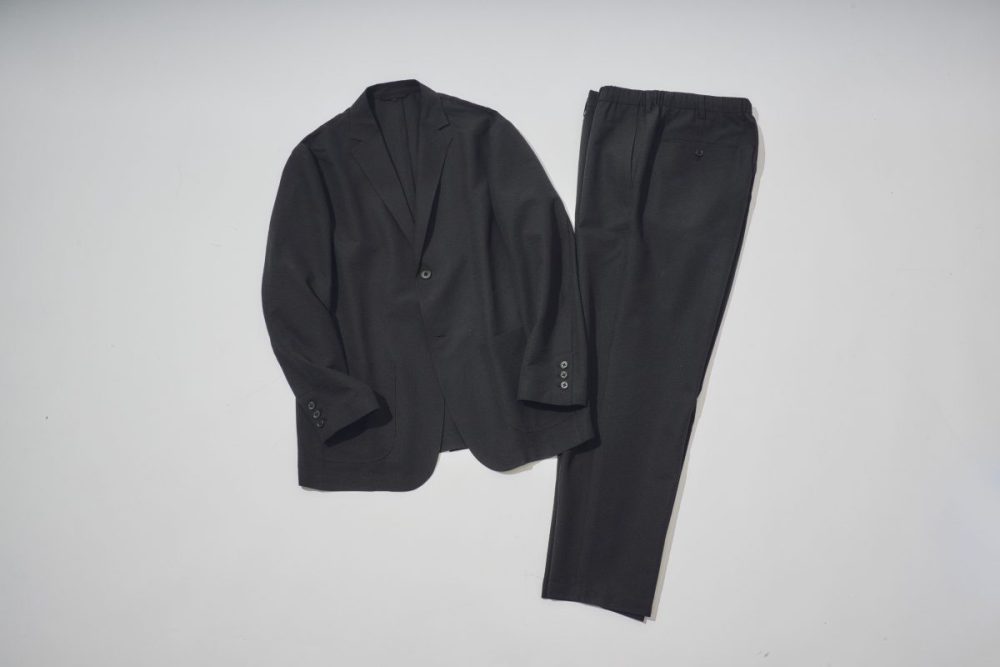 紳士　風を通す　ストレッチサッカージャケット ￥7,990 紳士　風を通すストレッチサッカーノータックパンツ ￥4,990