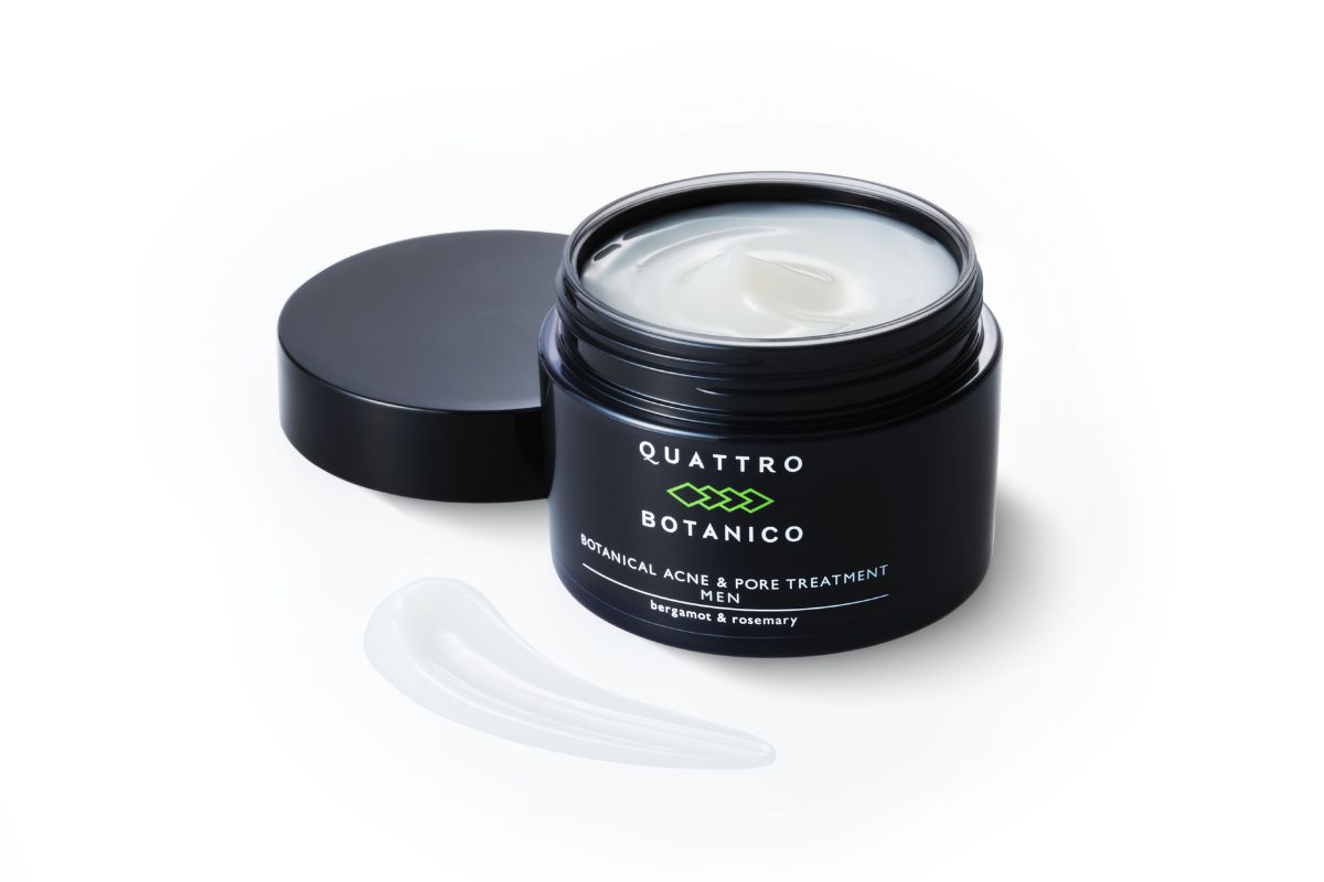 クアトロボタニコ「ボタニカル アクネ ＆ ポア トリートメント（医薬部外品）」￥3,080／50g／⾹りはベルガモット＆ローズマリー