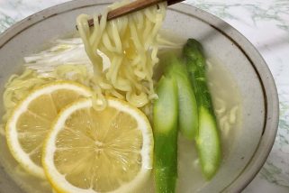 「カルディのこれ見逃せない」暑い季節にハマる…カルディコーヒーファームの“季節限定 さわやかレモン商品”をガチで食べ比べてみた