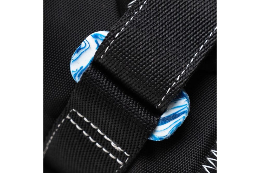 スペースアベイのリサイクルプラスチックパーツ