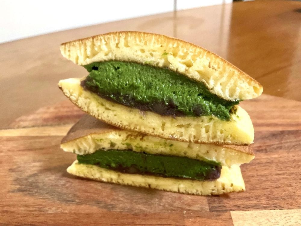 セブン-イレブン、ふわもち生どら焼 濃い宇治抹茶クリーム
